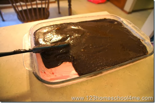 spread evenly and freeze spread evenly and freeze