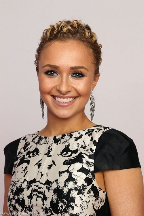 hayden panettiere linda sensual sexy sedutora heroes desbaratinando  (157)