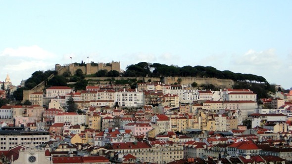 Castelo de São Jorge visto do Miradouro de São Pedro de Alcântara