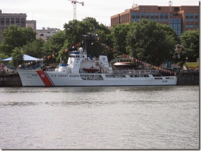 IMG_1005 USCGC Alert (WMEC-630) in Portland, Oregon on June 8, 2008