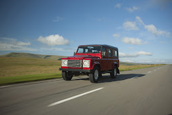 2013-LR-Defender-1%25255B2%25255D.jpg