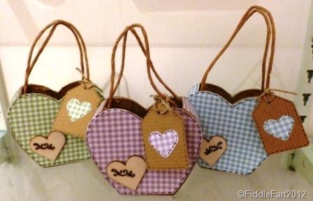 [Gingham%2520valentine%2520baskets%255B9%255D.jpg]