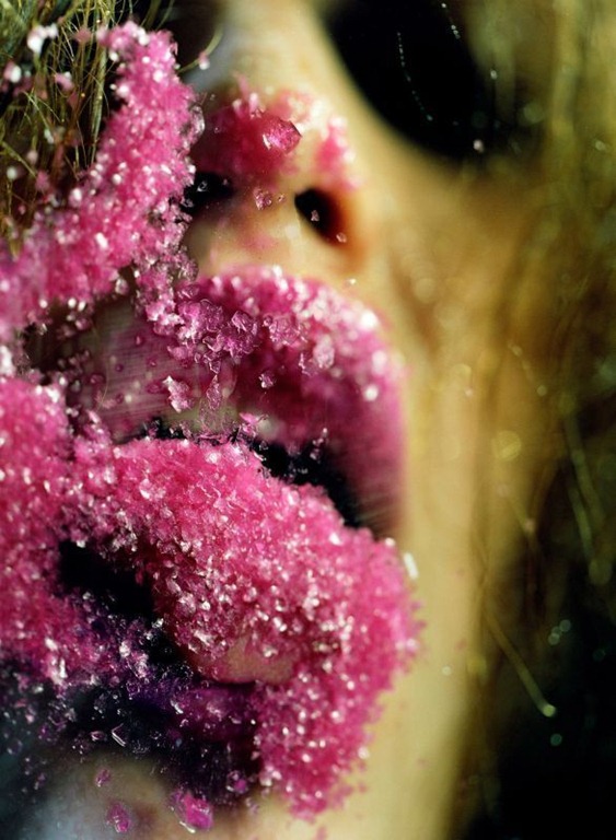 [MarilynMinter-ChewingPink%255B7%255D.jpg]