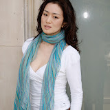 26751567-26751579-large.jpg