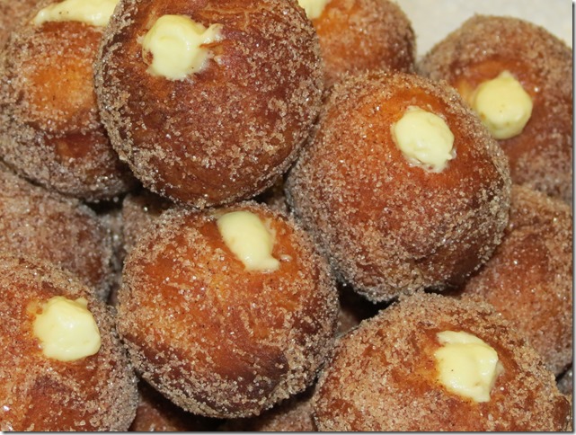 Snickerdoodle Poppers filled with Vanilla Cream at Baking and Boys!