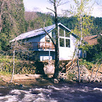 ext01river.jpg