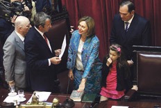 [Beatriz-Rojks-y-su-esposo-Alperovich%255B1%255D.jpg]