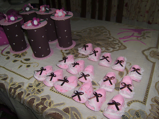 Centro de mesa de Baby Shower. Contiene 20 piezas con dulces para tus ...