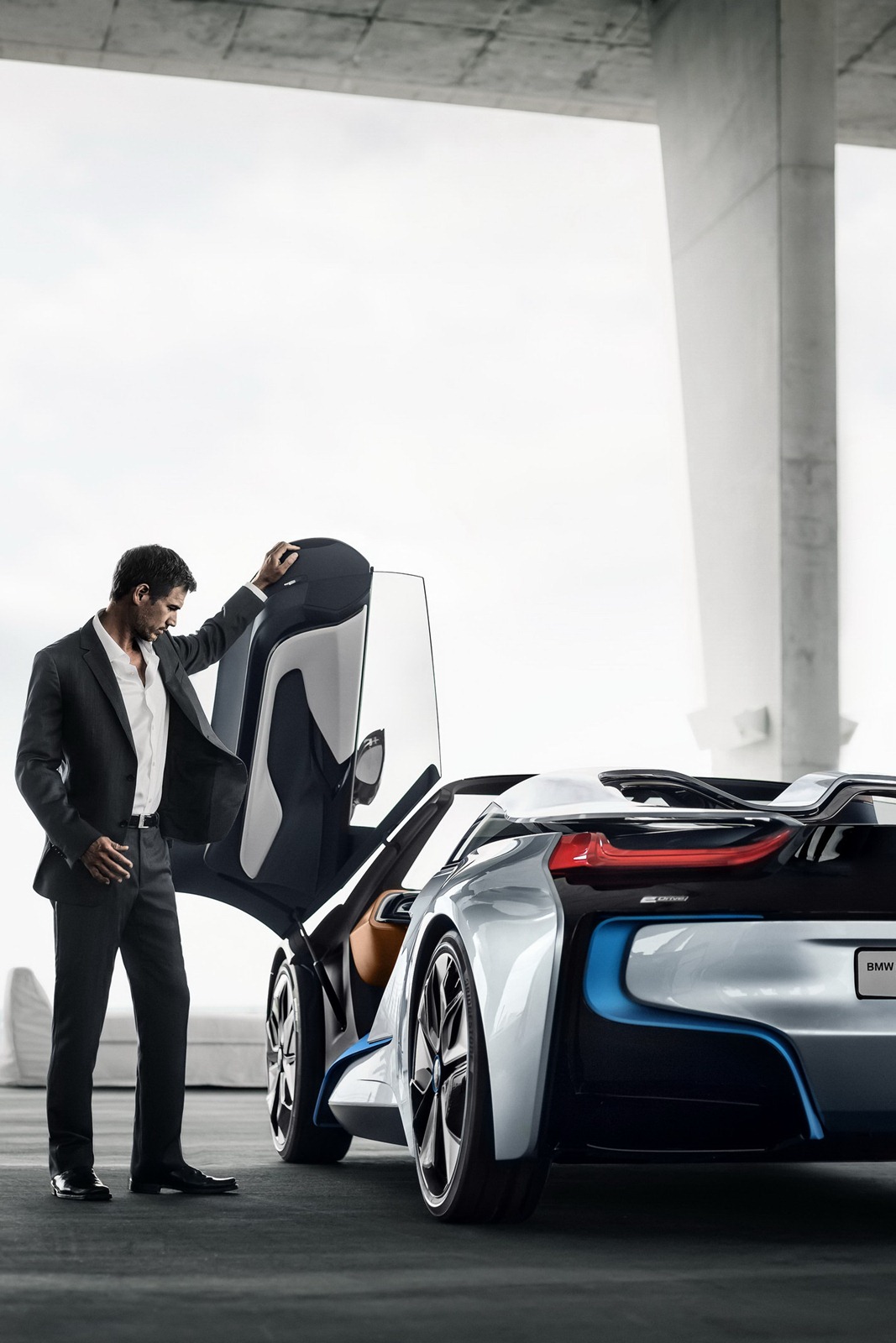 [BMW-i8-Spyder-41%255B2%255D.jpg]