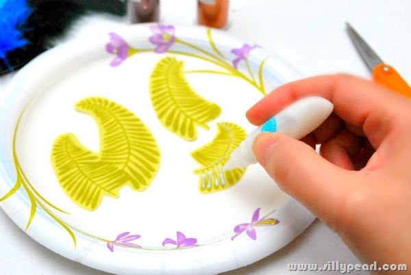 [FeatherBrooch8%255B3%255D.jpg]