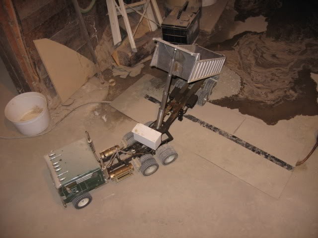 [Joe-Basement-95.jpg]