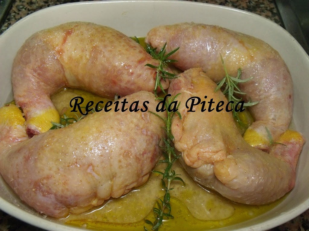 [Pernas%2520de%2520frango%2520recheadas%2520com%2520farinheira%2520assadas%2520no%2520forno%255B9%255D.jpg]