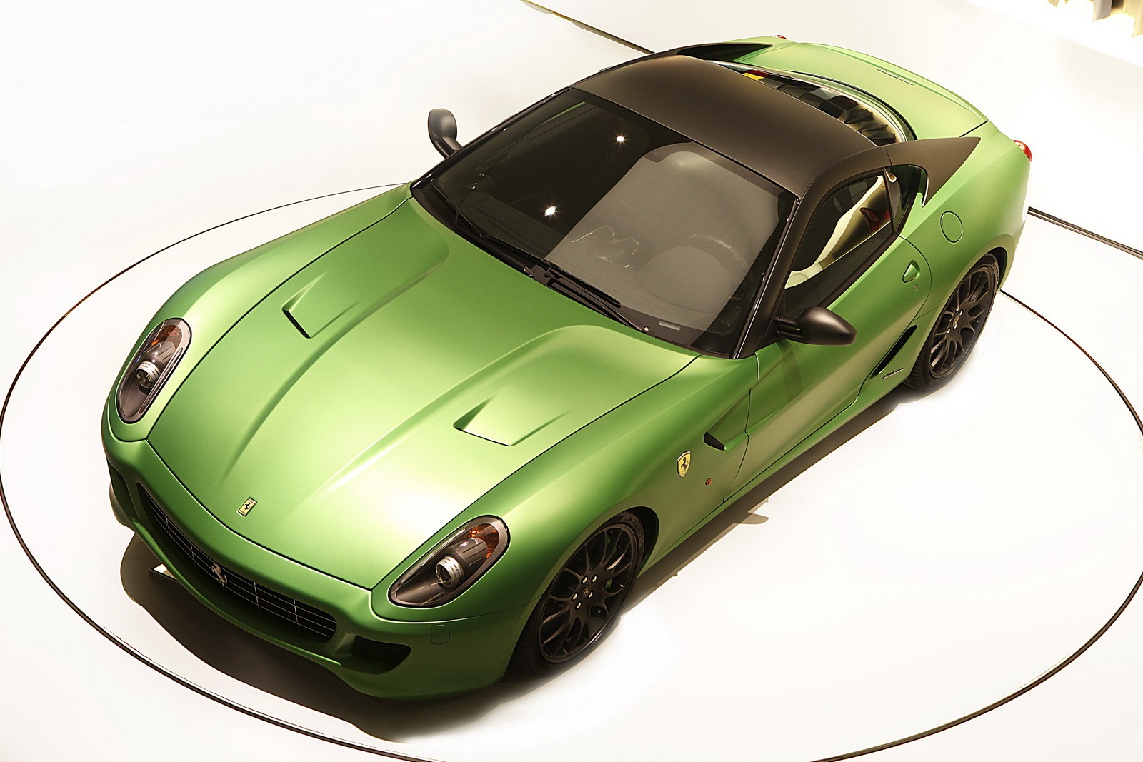 [FERRARI_HY_KERS_2%255B2%255D.jpg]