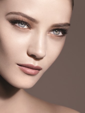 Fall_Collection_2014_Fade_To_Grey_Beauty_Visual