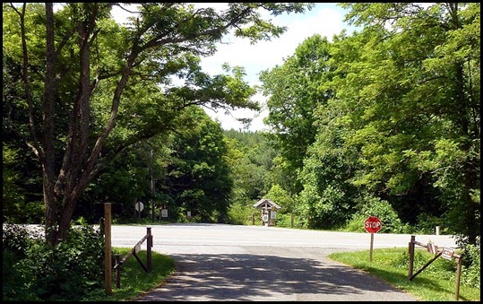 09 - Leaving dump to cross the road to campground entrance