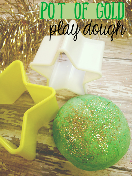 St-Patricks-Day-Play-Dough-700x933