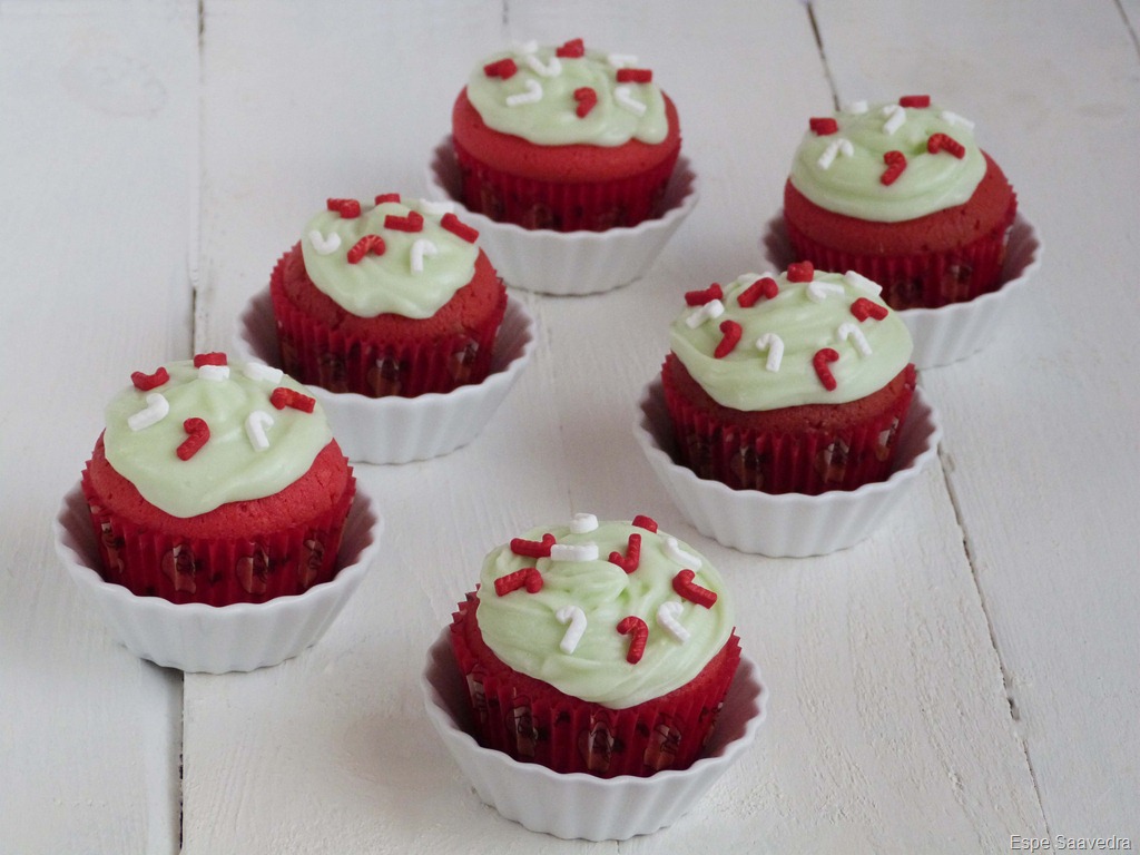 [christmas%2520cupcakes%2520espe%2520saavedra%2520%25283%2529%255B2%255D.jpg]