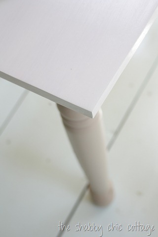 [beach%2520style%2520painted%2520table%255B10%255D.jpg]