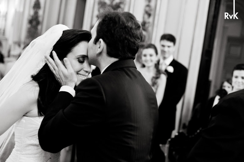 Fotos de Mariana e Guiherme. Foto numero 19 de Rogerio von Kruger, fotografo no Rio de Janeiro (RJ), que faz fotos de casamento, fotos de musica, fotos de shows e fotos de eventos. Rogerio von Kruger faz fotos digitais de casamento no Rio de Janeiro, RJ. fotos de casamento foto digital rio janeiro rj festa noiva noivas festas album casamentos digitais retrato fotografia e filmagem