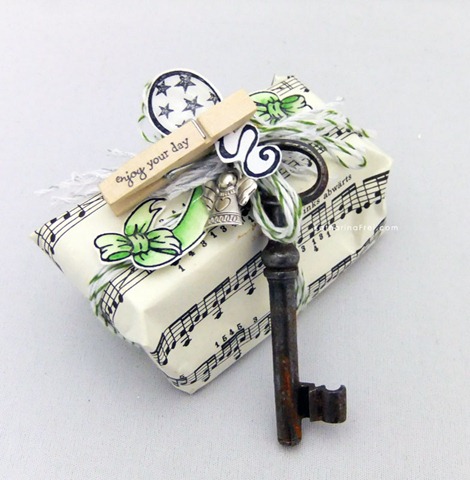 [GiftWrapping8%255B8%255D.jpg]