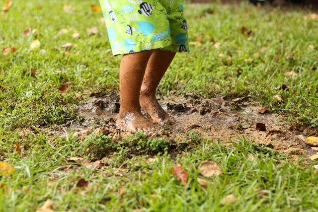 [muddyfeet31of14.jpg]