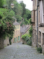 Dinan