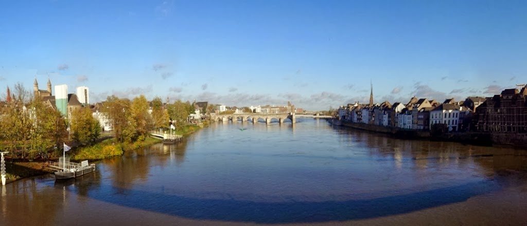[DSC01203%2520Stitch%2520%25281500x644%2529%255B4%255D.jpg]