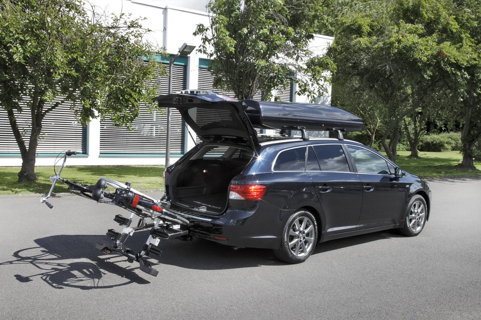 [Toyota-Avensis-3%255B2%255D.jpg]