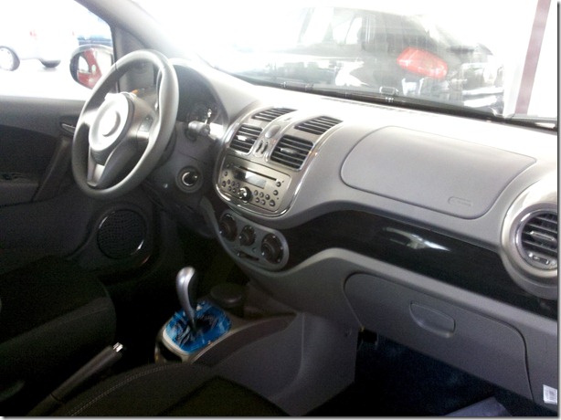 Fiat Grand Siena 2013 (7) Fiat Grand Siena 2013 (7)