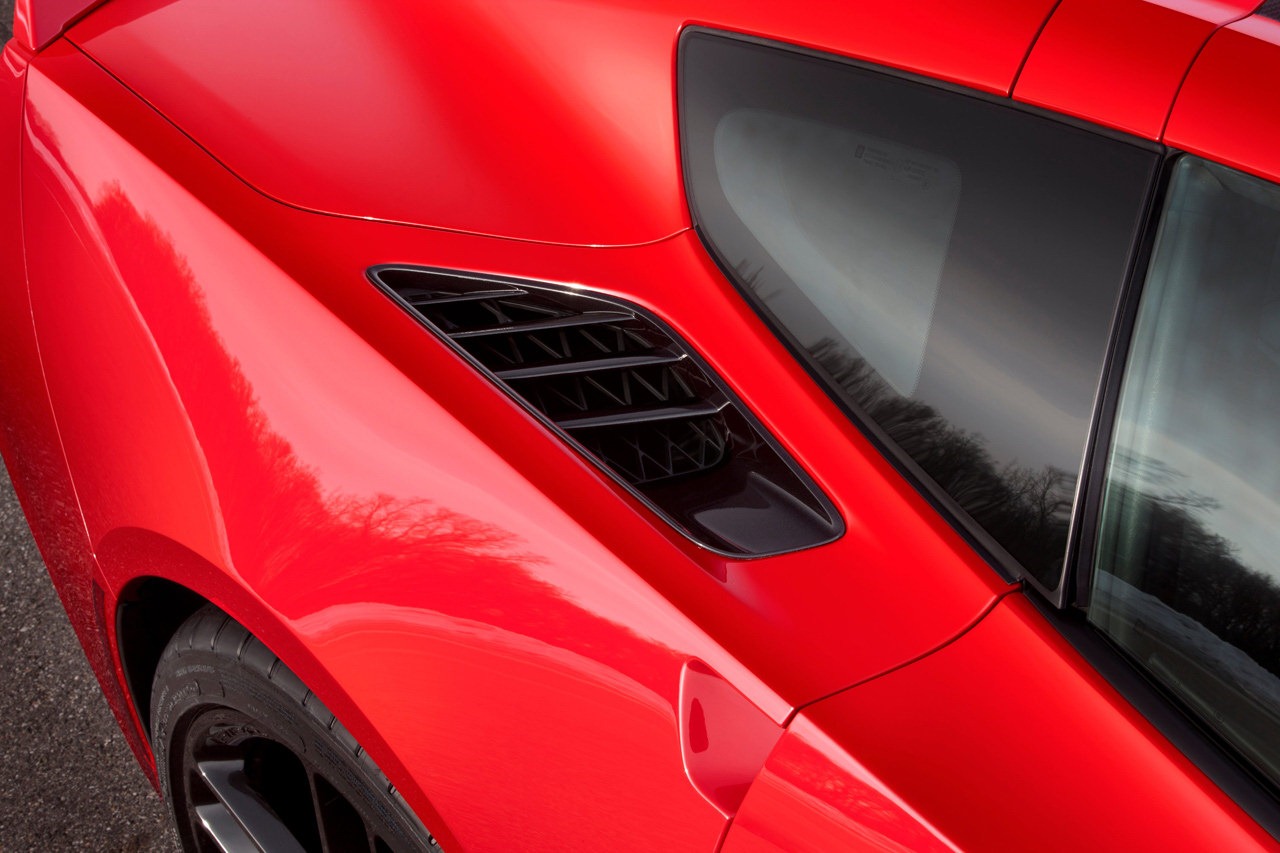 [2014-Corvette-C7-2%255B2%255D.jpg]