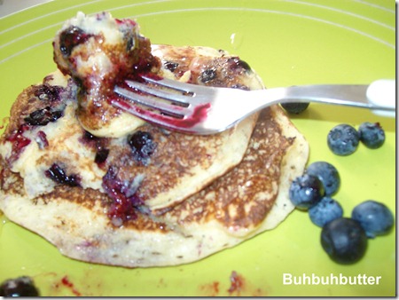 Bluberries pancakes 3