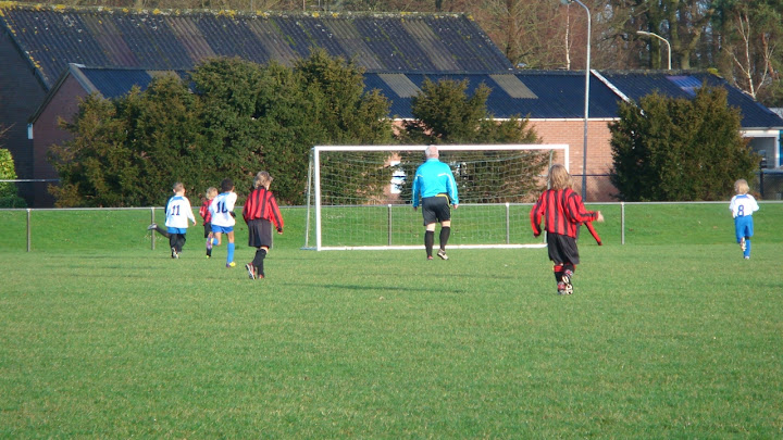 2011 - 17 DEC - WVV F3 - BATO F1 022.jpg