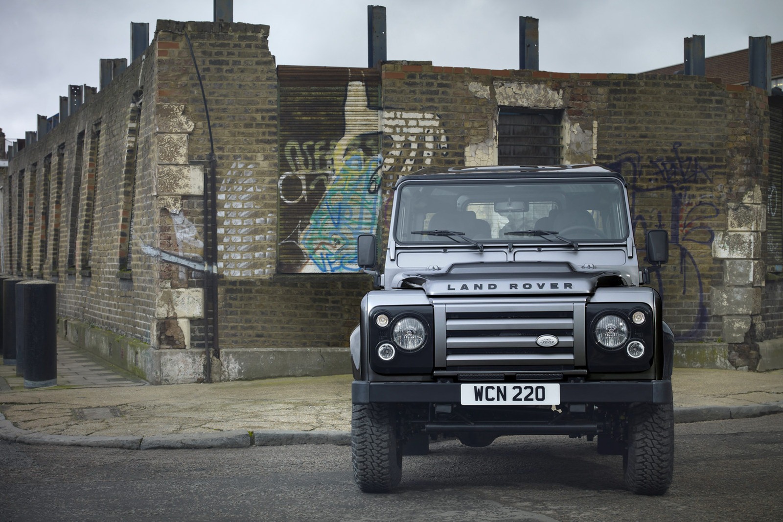 [LR-Defender-XTech-5%255B2%255D.jpg]