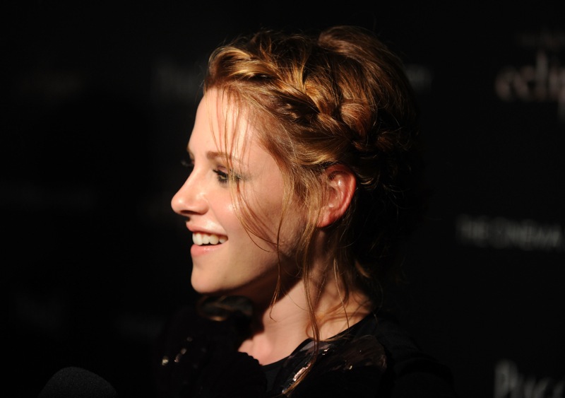 084-025.jpg Kristen Stewart