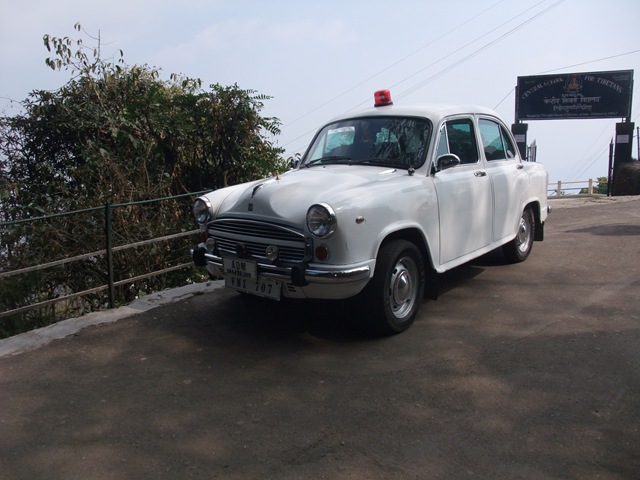 [Darjeeling%2520Ambassador%2520Car.jpg]