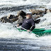 Odemykání Jizery<br />
Malá Skála, 14.4.2012<br />
foto: (c) Jiří Částka, www.FotoBanka.net