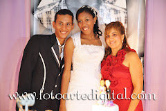 Fotos do evento Raysa e Tharsis. Foto numero 135 do estudio Foto Arte Digital, de Itaborai, RJ, que faz fotografia de casamentos (fotos de casamento), fotos de aniversario (fotografia de aniversario), fotos de 15 anos, fotos de criancas (fotografia infantil), fotos de eventos sociais, videos de casamento, videos de 15 anos, videos de making-of, videos de aniversario, video infantil (video de criancas) e videos de eventos sociais. Fotojornalismo e videojornalismo em Itaborai, RJ.