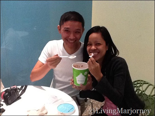 LivingMarjorney with BloggerManila at Pinkberry