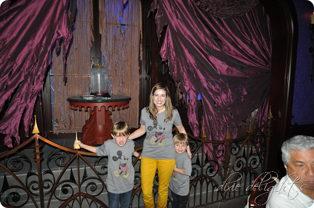 Disney December 2012 360 Disney December 2012 360