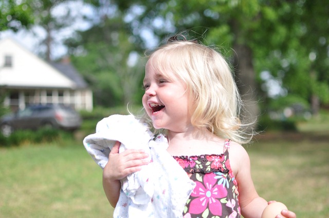 [laughing-on-command-042711-34.jpg]