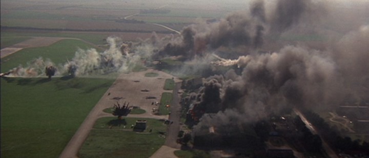 [BoB-Airfield-Bombing2.jpg]