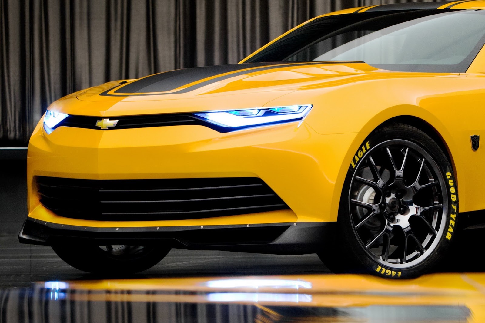 [2014-Bumblebee-Camaro-Concept-2%255B3%255D.jpg]