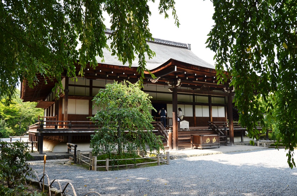 [38%2520-%2520Gl%25C3%25B3ria%2520Ishizaka%2520-%2520Arashiyama%2520e%2520Sagano%2520-%2520Kyoto%2520-%25202012%255B10%255D.jpg]