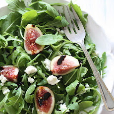 Fresh Fig and Arugula Salad with Goat Cheese