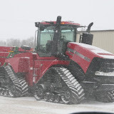 Bij de dealer staat er niet echt veel, maar wel divers genoeg voor een paar mooi (besneeuwde) plaatjes.