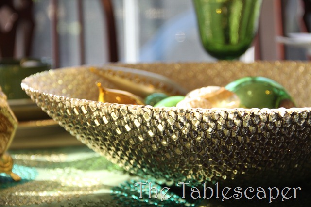 [olive-and-gold-08810.jpg]
