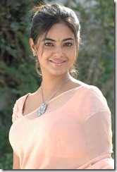 meera-chopra-in_saree1
