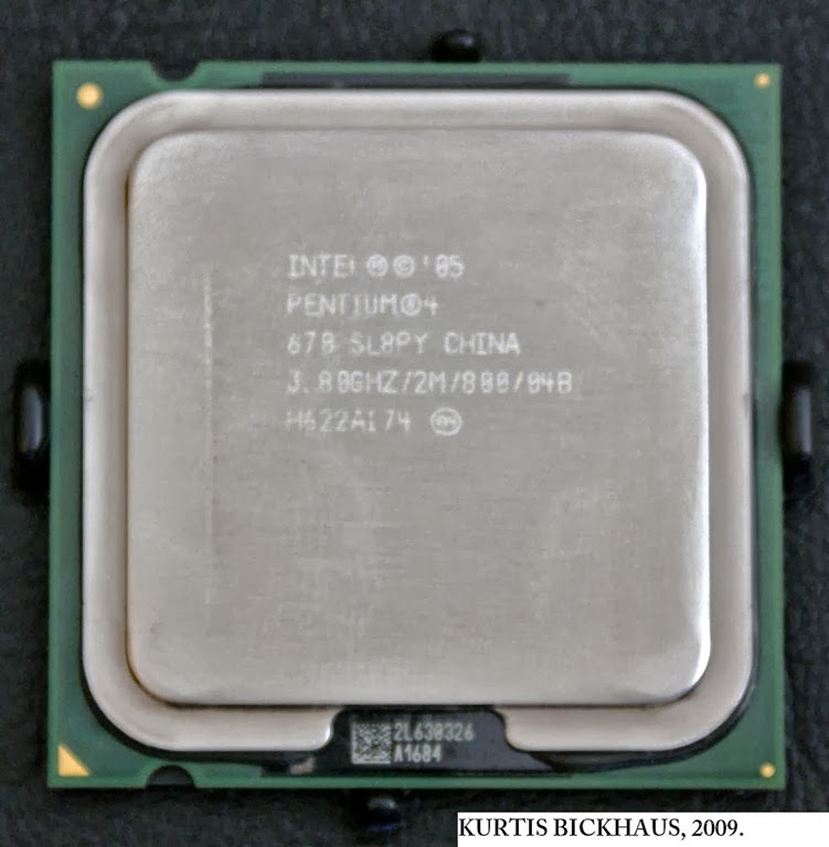 [20101102114956%2521HT-Pentium4%255B2%255D.jpg]