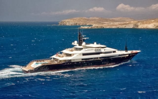 [luxury-yachts-toys-1%255B2%255D.jpg]