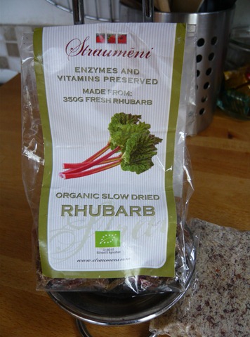 [rhubarbcake23.jpg]
